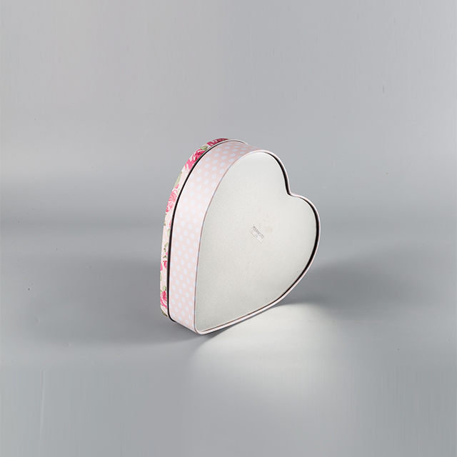 Heart-shaped Tin Box 1